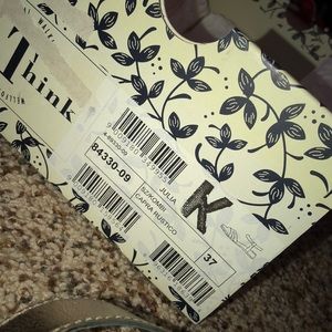 Gabor sandals size 7